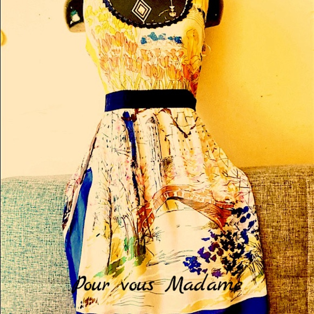 Gorgeous Parisian spring time or fall or ..frock